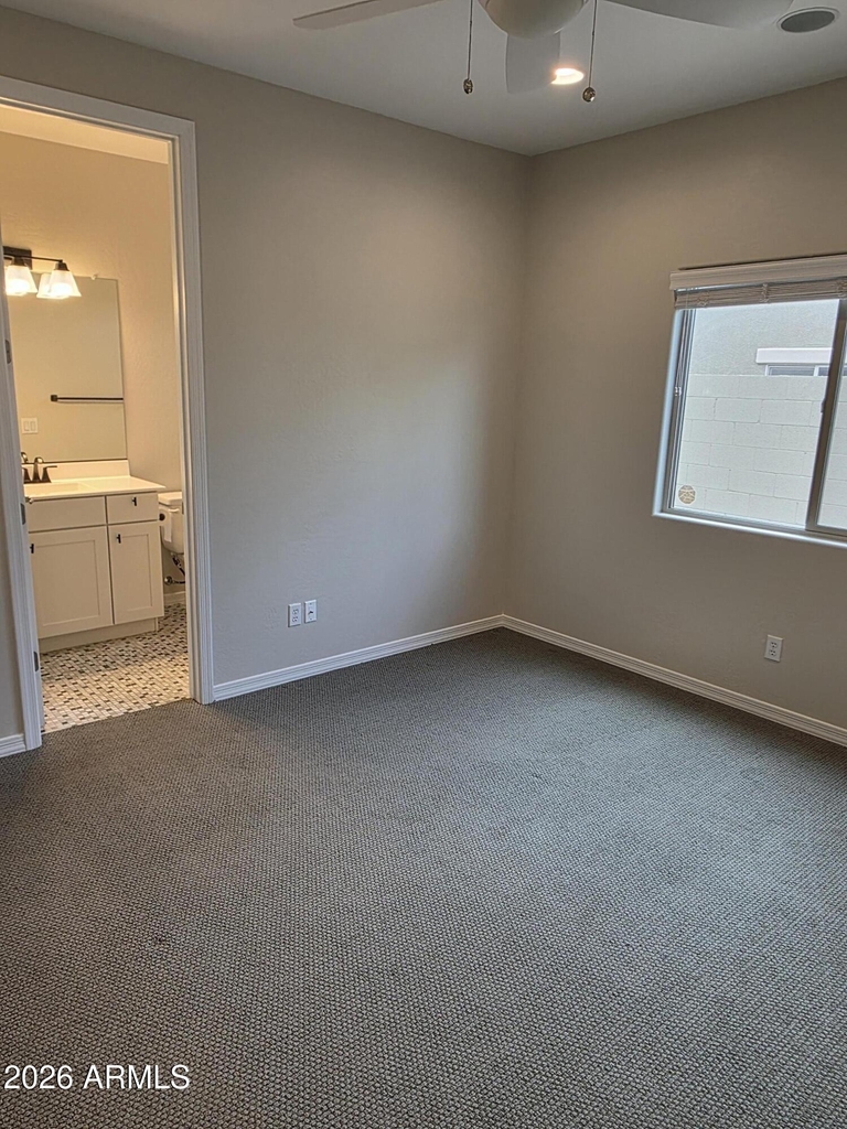 1941 W Stagecoach Street - Photo 29
