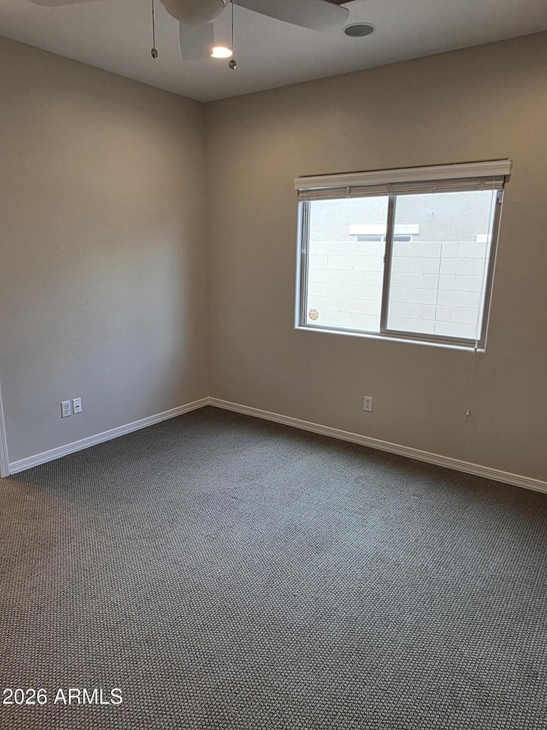 1941 W Stagecoach Street - Photo 30