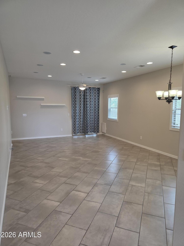 1941 W Stagecoach Street - Photo 4
