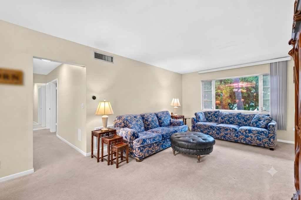 400 S Cypress Road - Photo 2