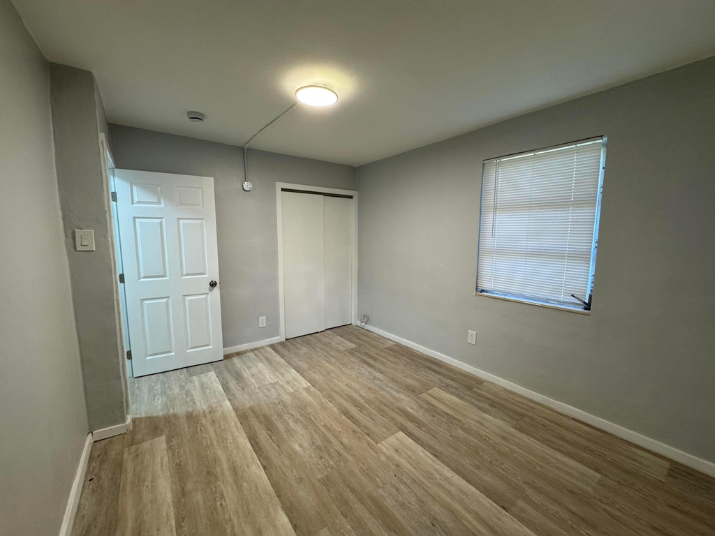 304 Nw 14th Avenue - Photo 5
