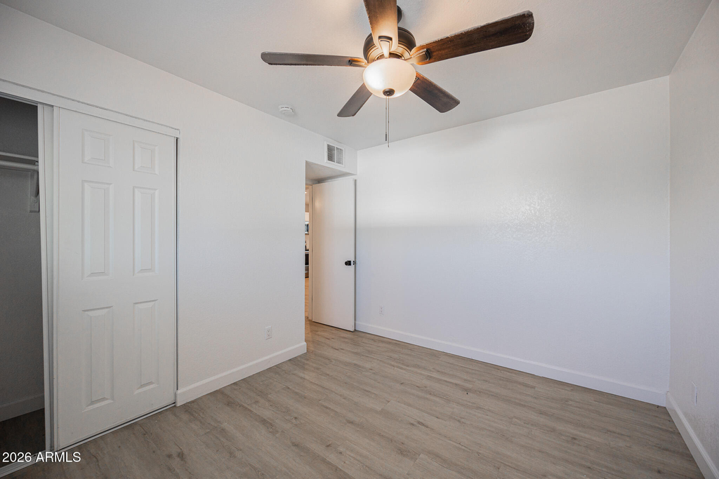 715 N 12th Avenue - Photo 11