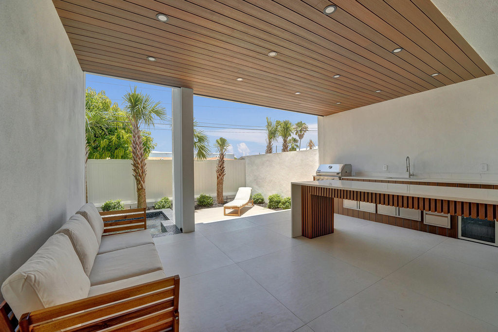1525 Ne 15th Avenue - Photo 18