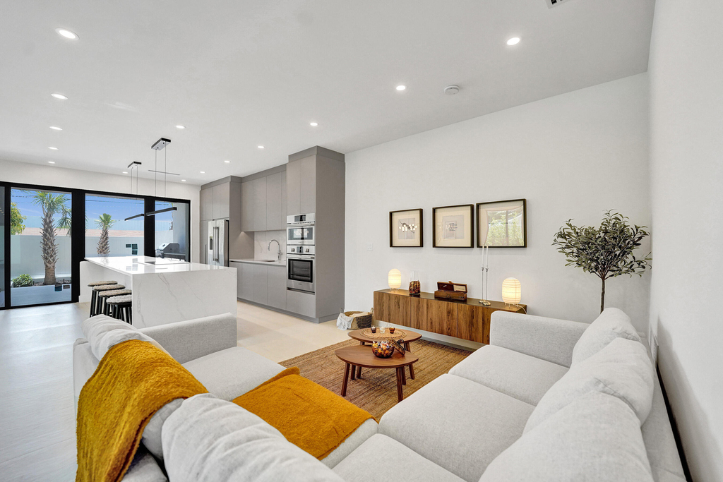 1525 Ne 15th Avenue - Photo 6