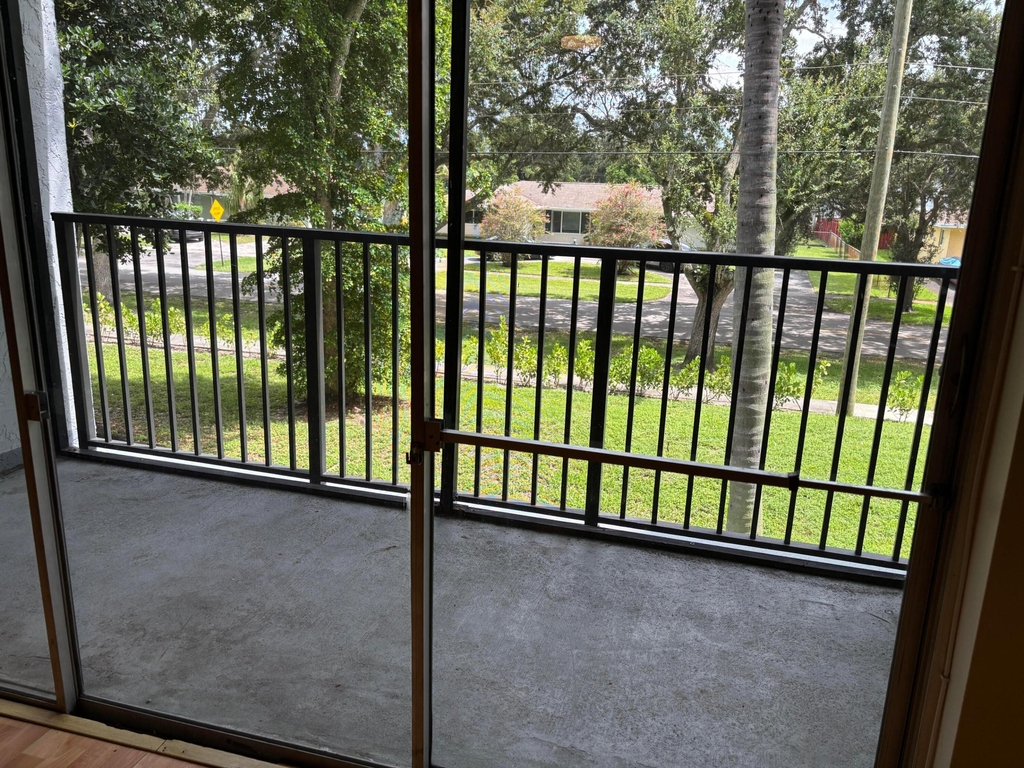 7501 Nw 16th Street - Photo 11