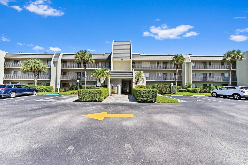 4080 Tivoli Court - Photo 0