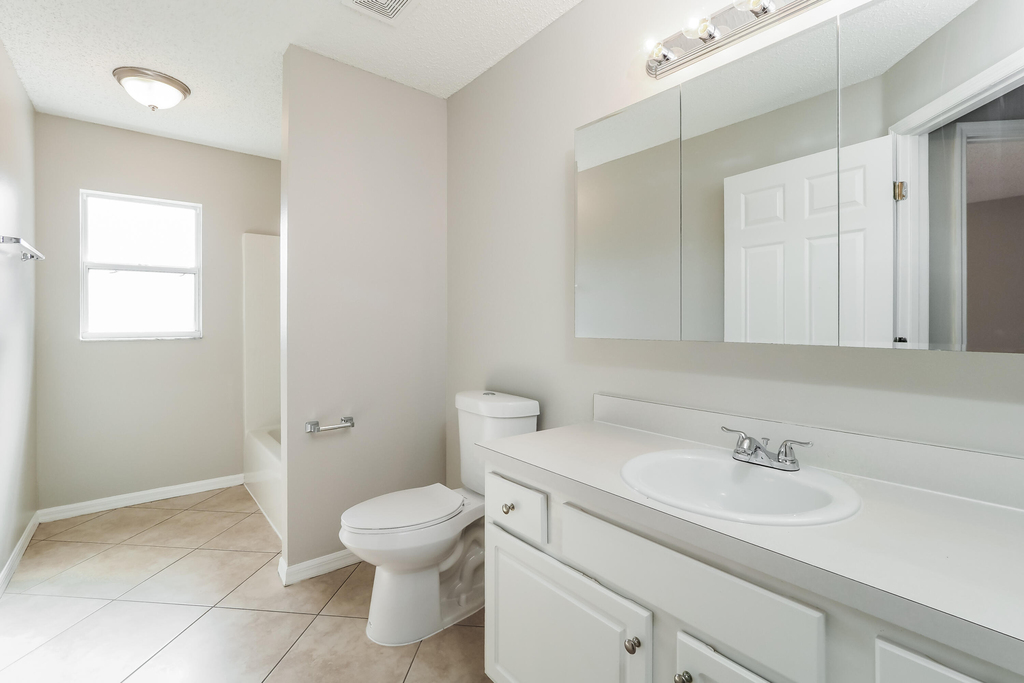 3668 Sw Ballweg Street - Photo 10