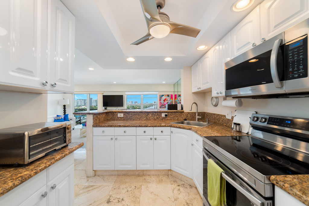 5100 Dupont Boulevard - Photo 9