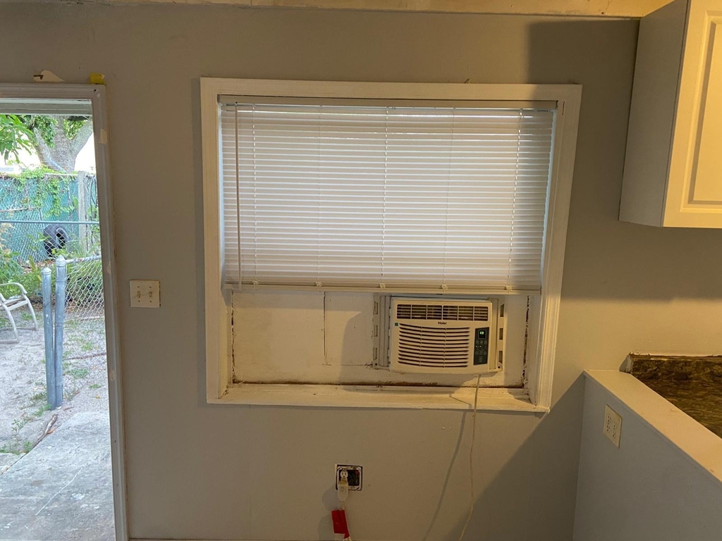 132 W 35th Street - Photo 7