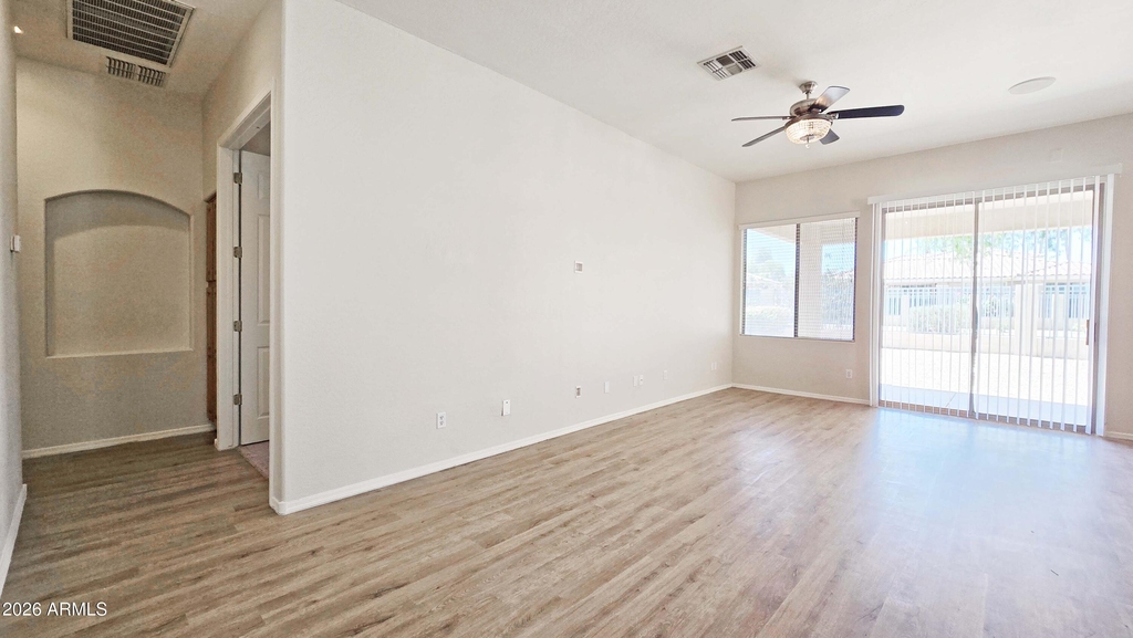 13588 W Alvarado Drive - Photo 12