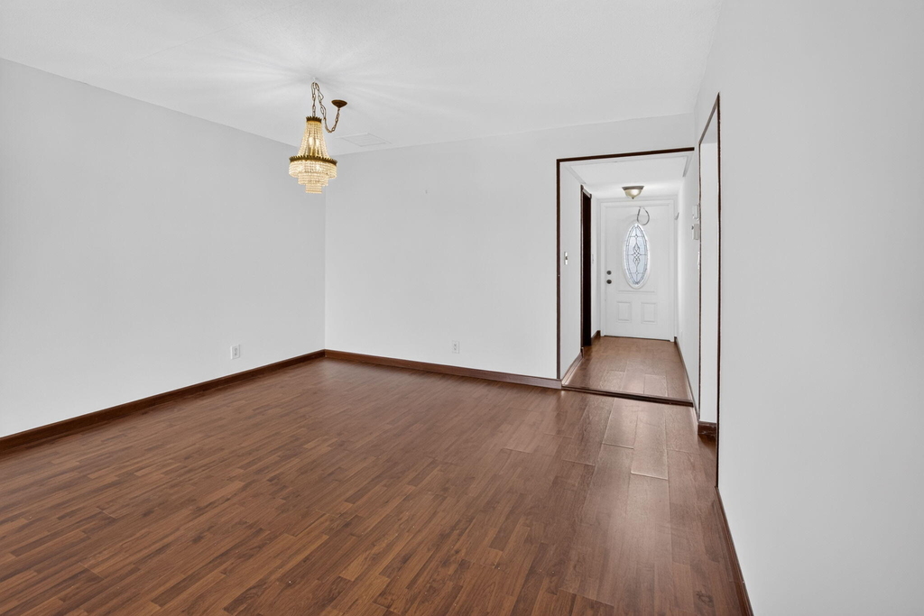 200 Waterway Drive S - Photo 14