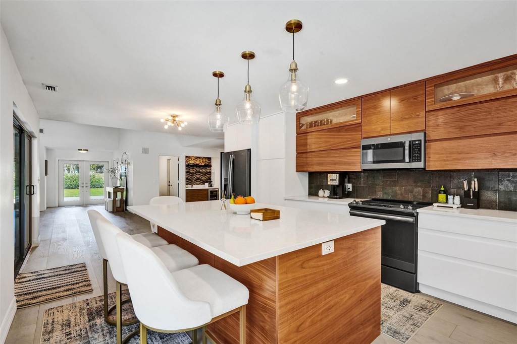 614 Lakewoode Circle W - Photo 4