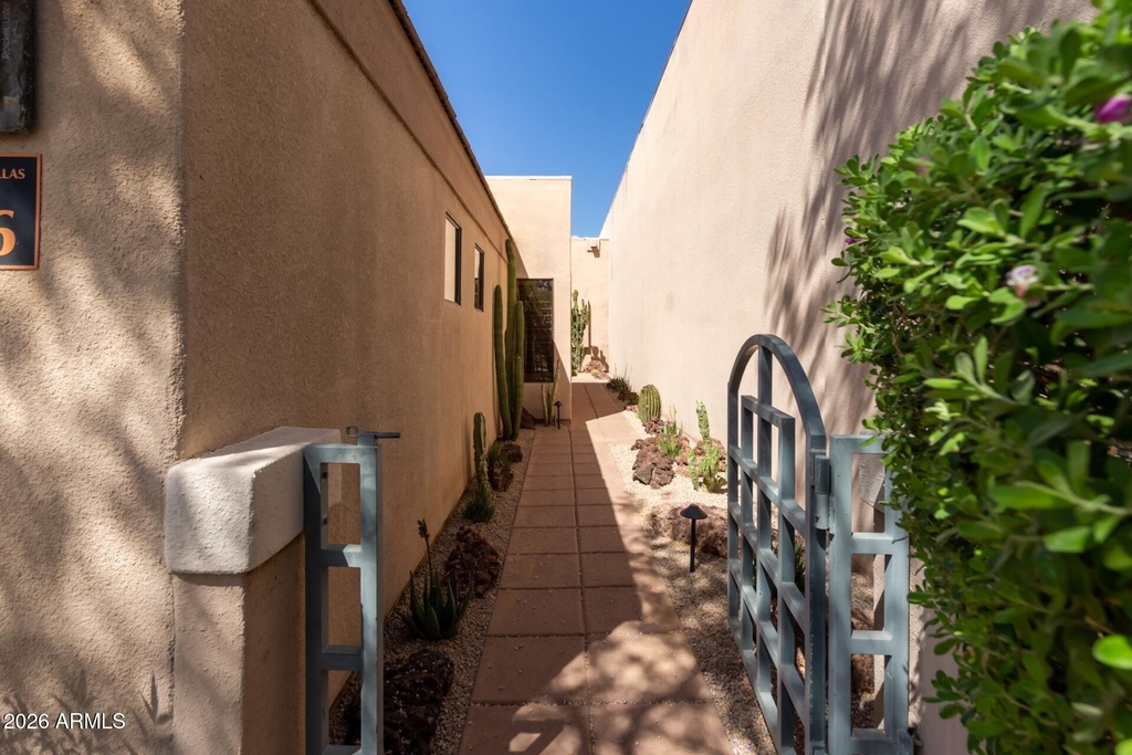 7740 E Gainey Ranch Road - Photo 3