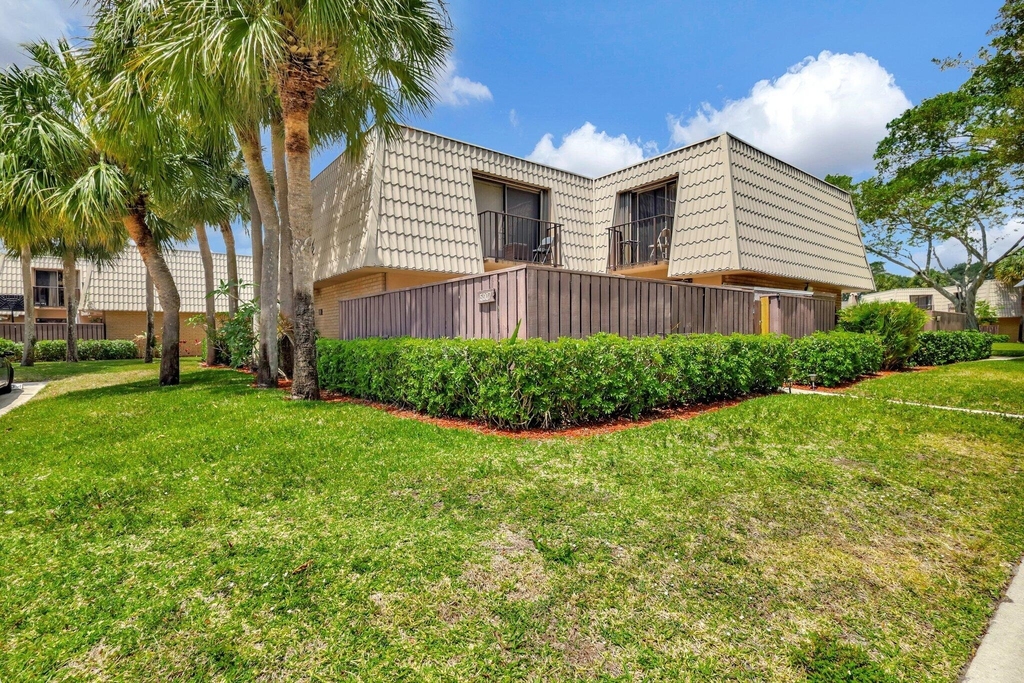 5907 59th Way - Photo 1
