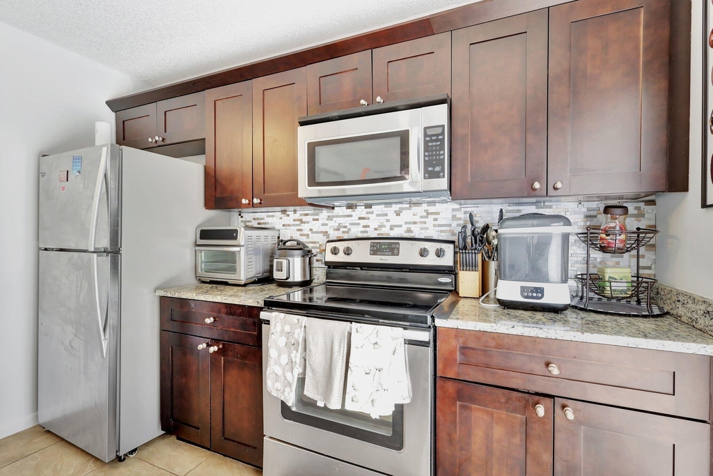 5907 59th Way - Photo 16