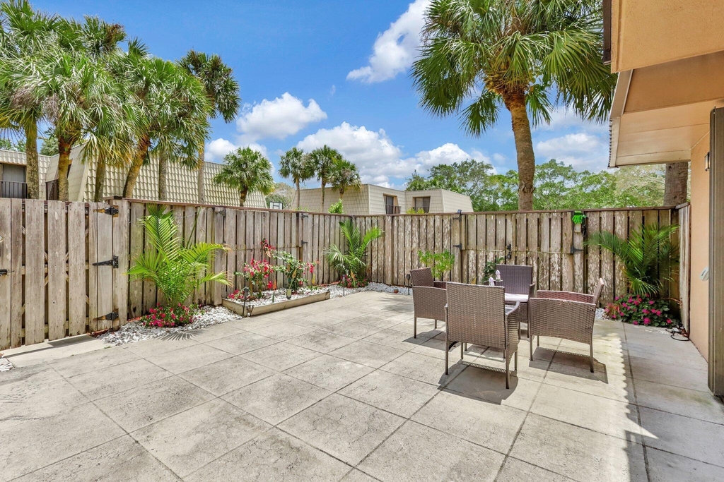 5907 59th Way - Photo 3