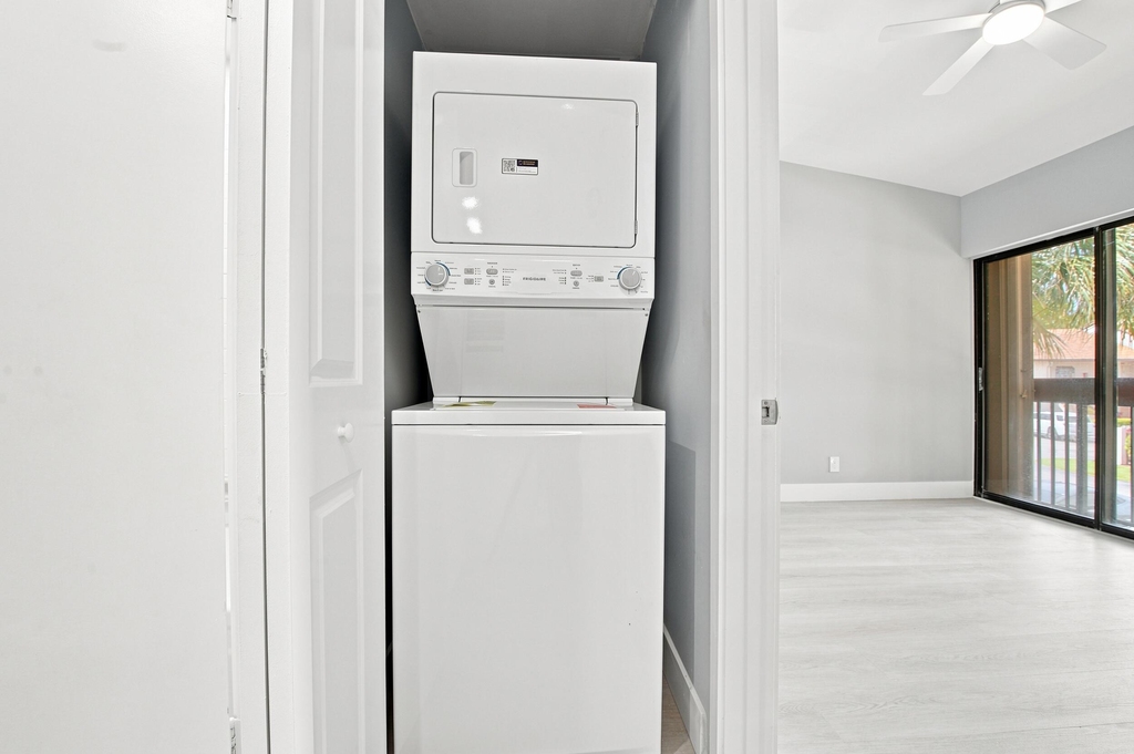 2249 Sw 15th Street - Photo 20