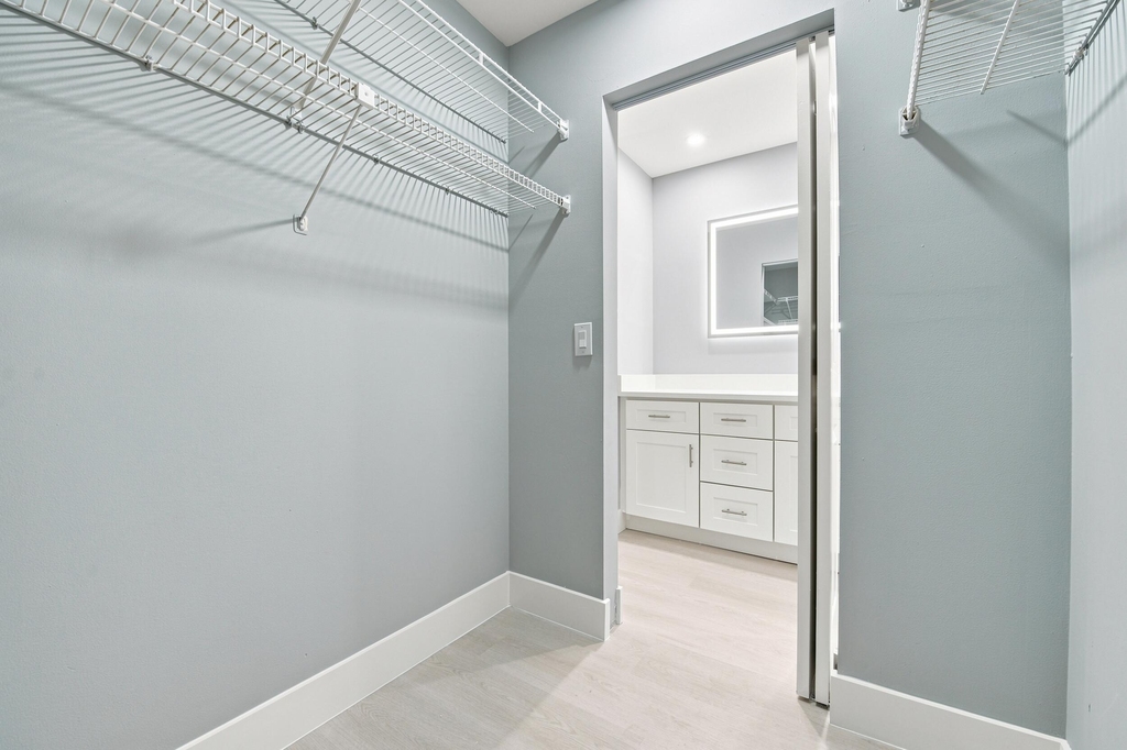 2249 Sw 15th Street - Photo 17