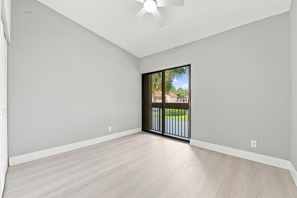 2249 Sw 15th Street - Photo 21