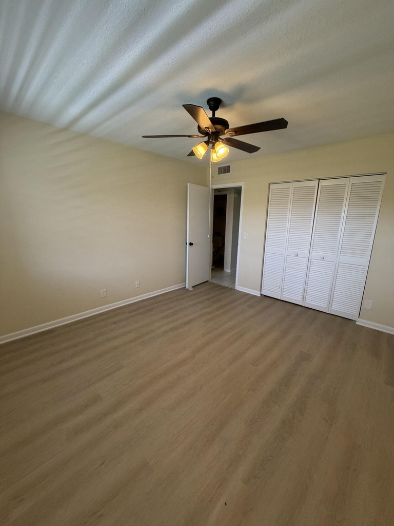 293 Brighton G - Photo 11