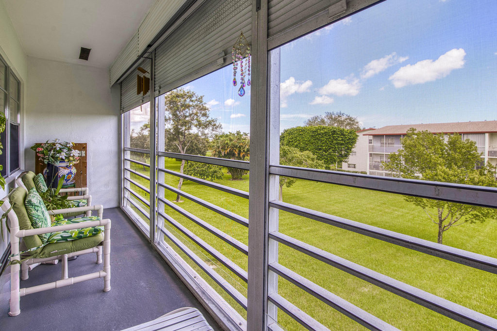 293 Brighton G - Photo 16