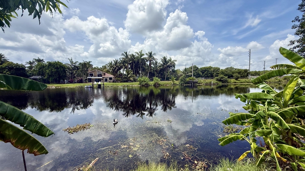 1526 Cormorant Road - Photo 16