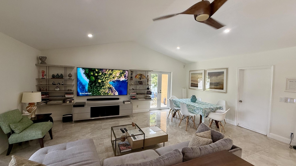1526 Cormorant Road - Photo 3