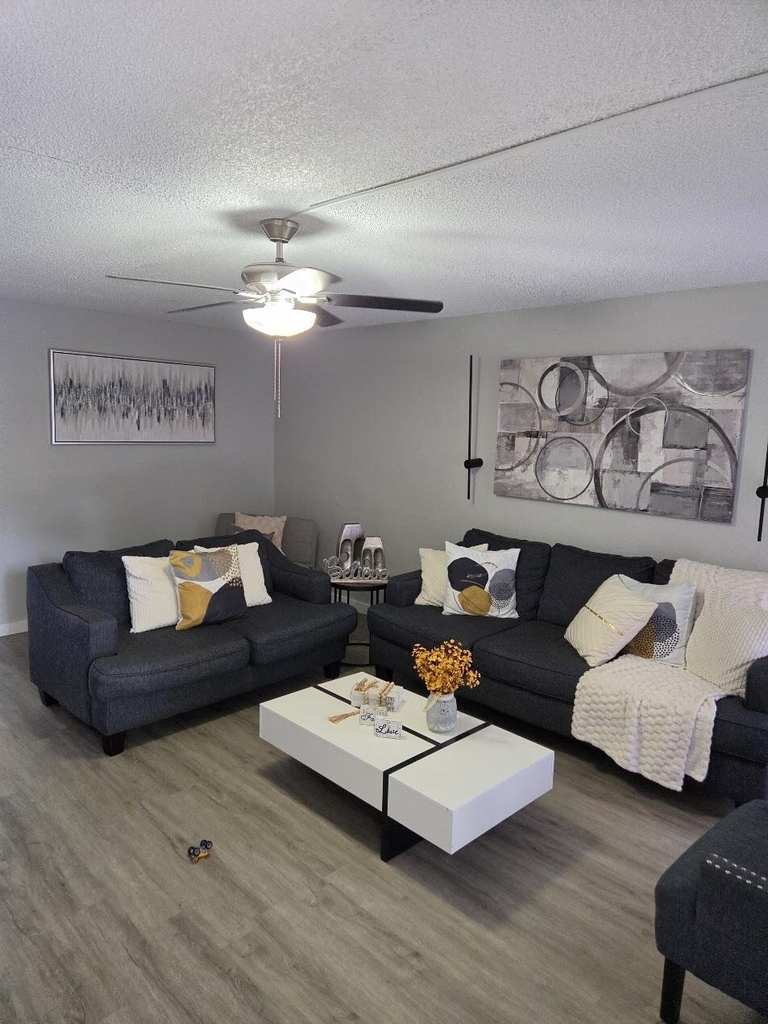 5229 Sw 40th Avenue - Photo 2