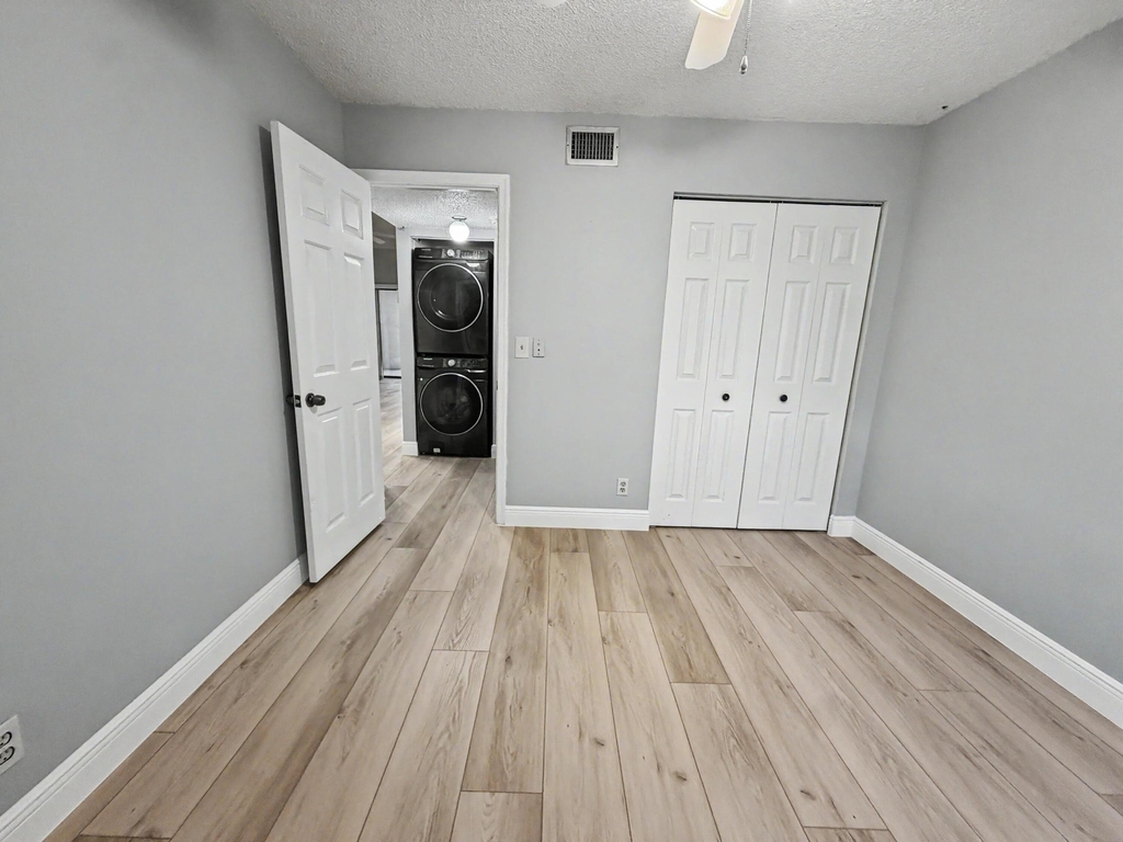 330 Palmwood Place - Photo 6