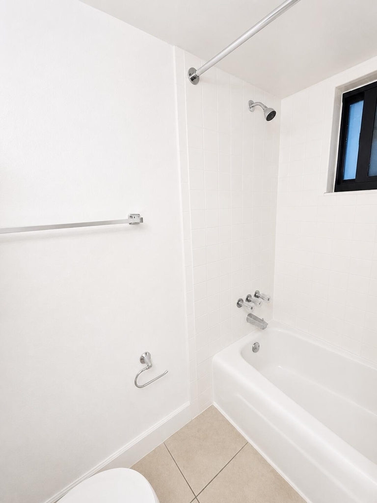 2201 Ne 36th Street - Photo 17