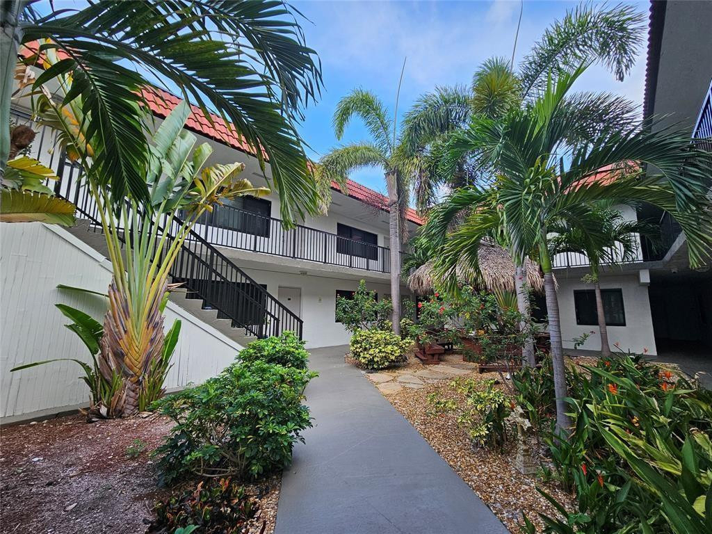 2201 Ne 36th Street - Photo 3