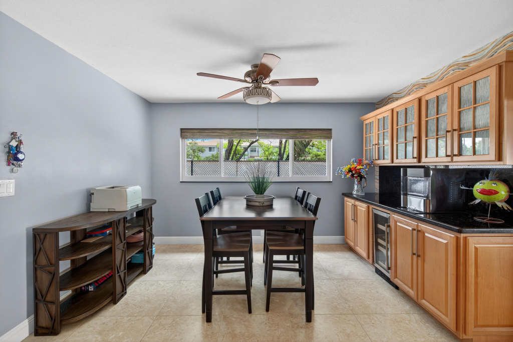 1571 Se 24th Avenue - Photo 11