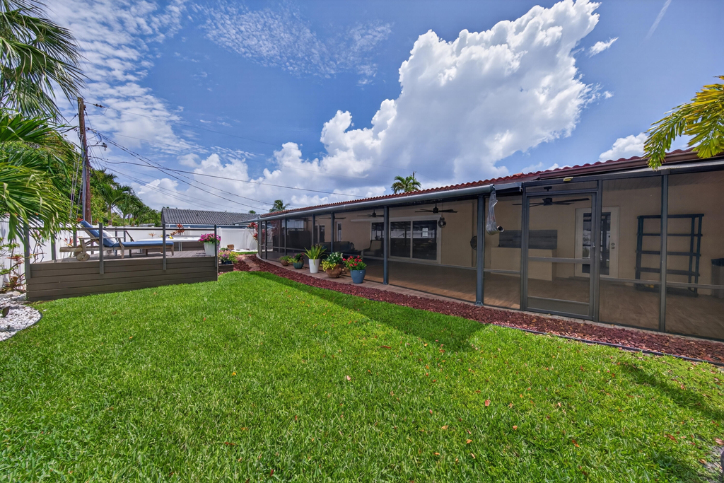1571 Se 24th Avenue - Photo 20