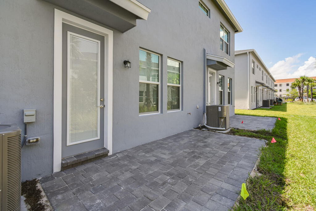 1841 Se Roxy Way - Photo 34