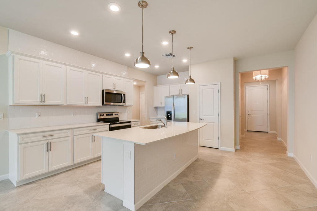 1841 Se Roxy Way - Photo 9