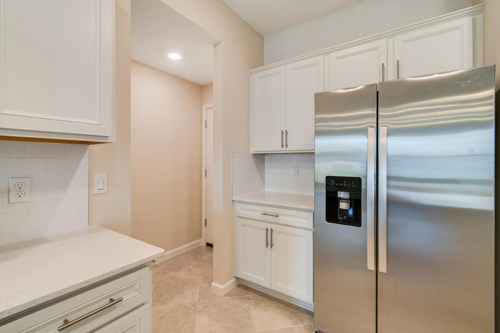 1841 Se Roxy Way - Photo 11