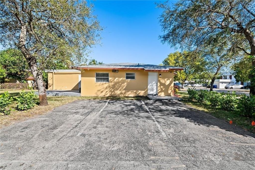 583 Nw 17th Place - Photo 8