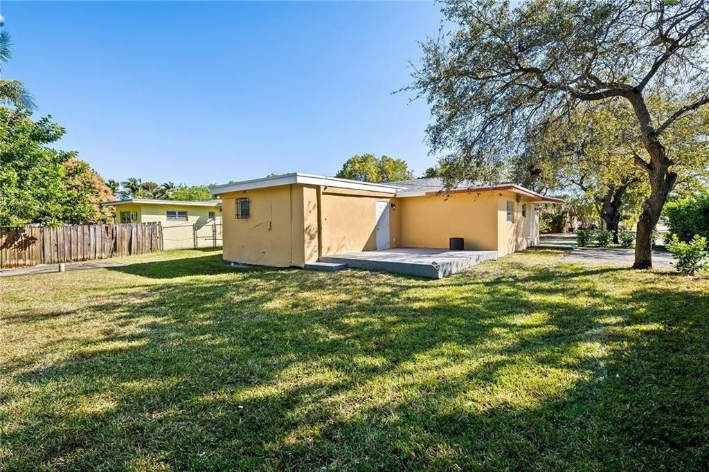 583 Nw 17th Place - Photo 9