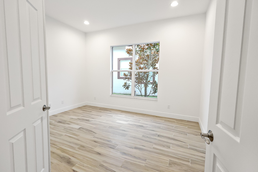 23026 Sw Accesi Way - Photo 12