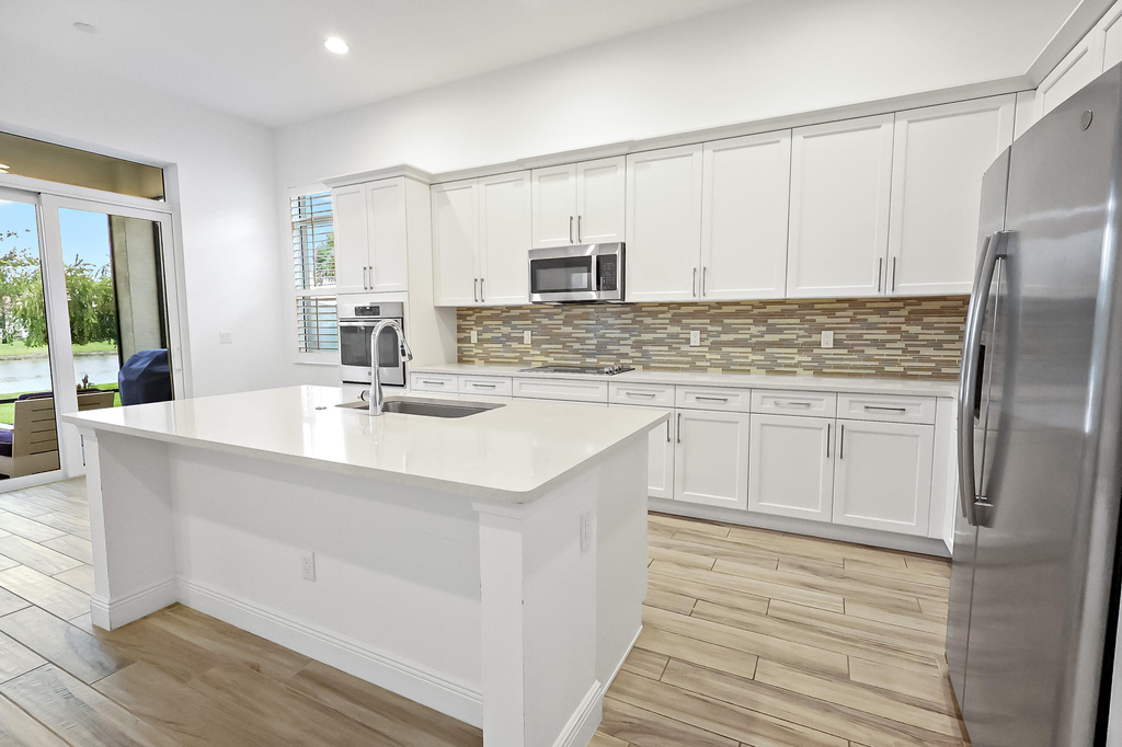 23026 Sw Accesi Way - Photo 2