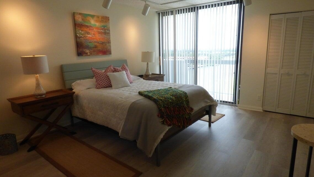 115 Lakeshore Drive - Photo 11