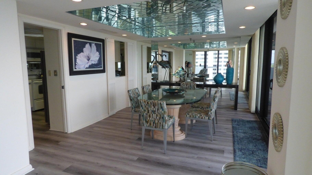 115 Lakeshore Drive - Photo 7
