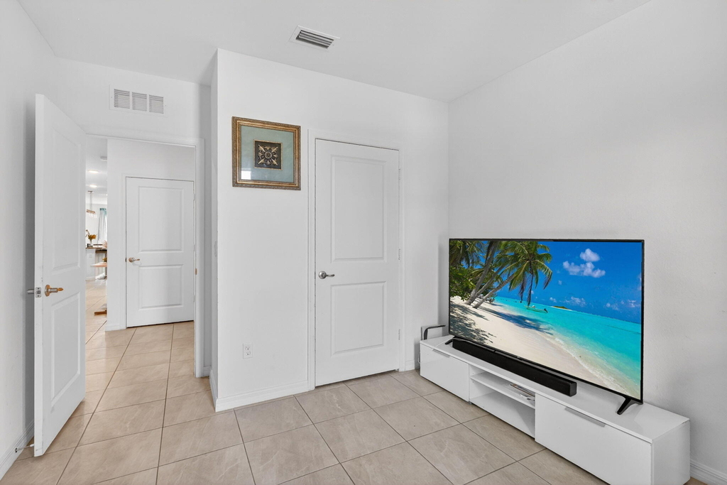 4954 Armina Place - Photo 24