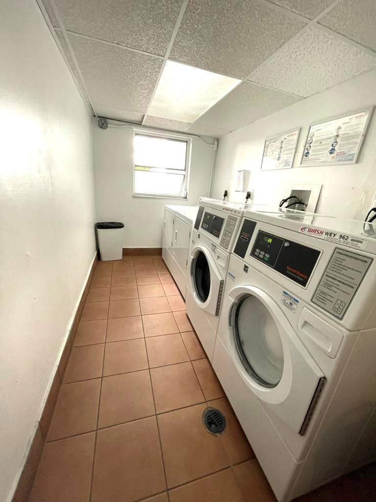 711 N Pine Island Road - Photo 19