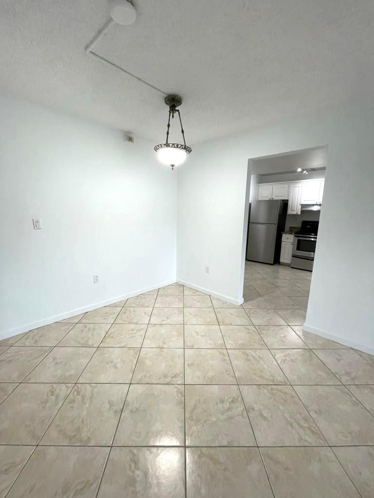 711 N Pine Island Road - Photo 6