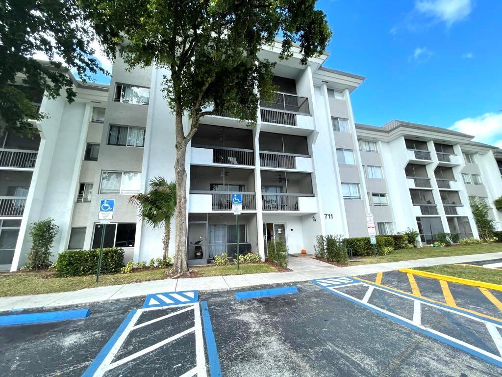 711 N Pine Island Road - Photo 1