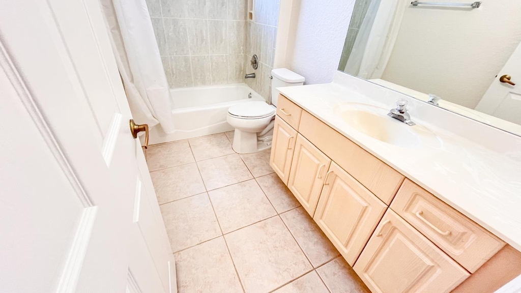 1434 Hawthorne Place - Photo 7