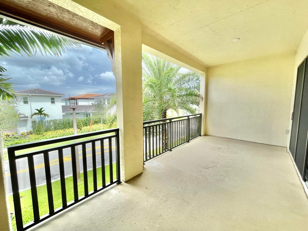 5412 Watts Terrace - Photo 6