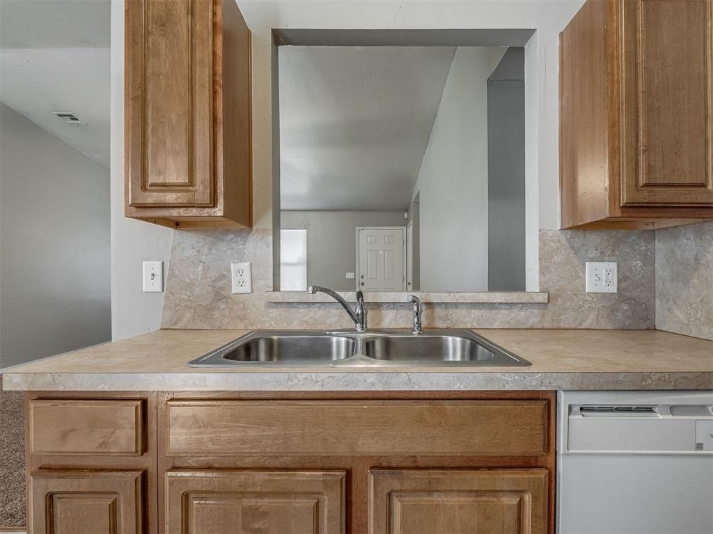 9728 Sw 27th Street - Photo 12