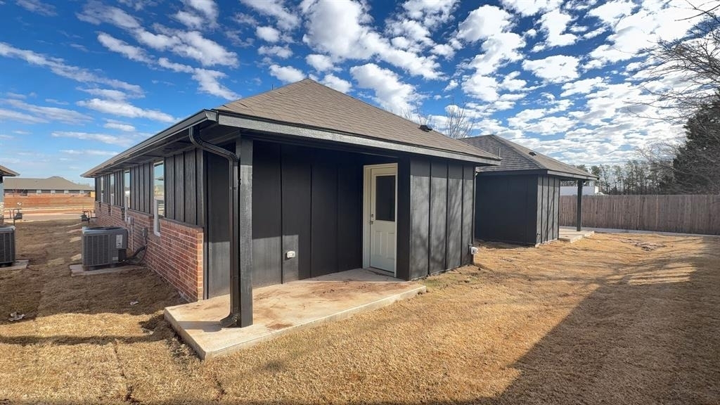 1102 Nw 113th Street - Photo 17